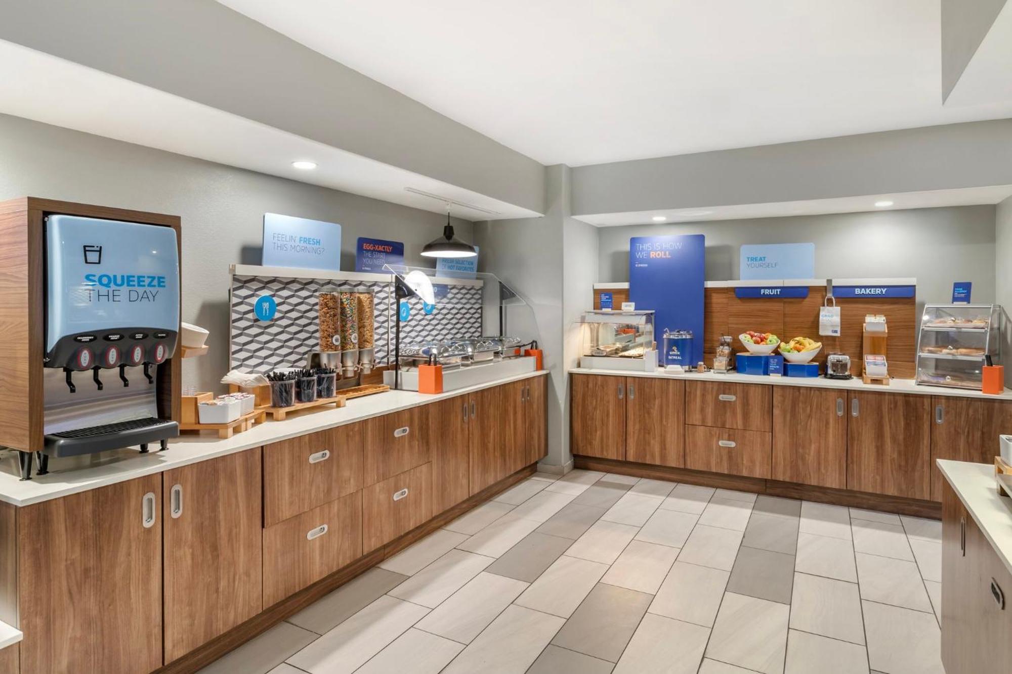 Holiday Inn Express Hotel And Suites Alice By Ihg Εξωτερικό φωτογραφία