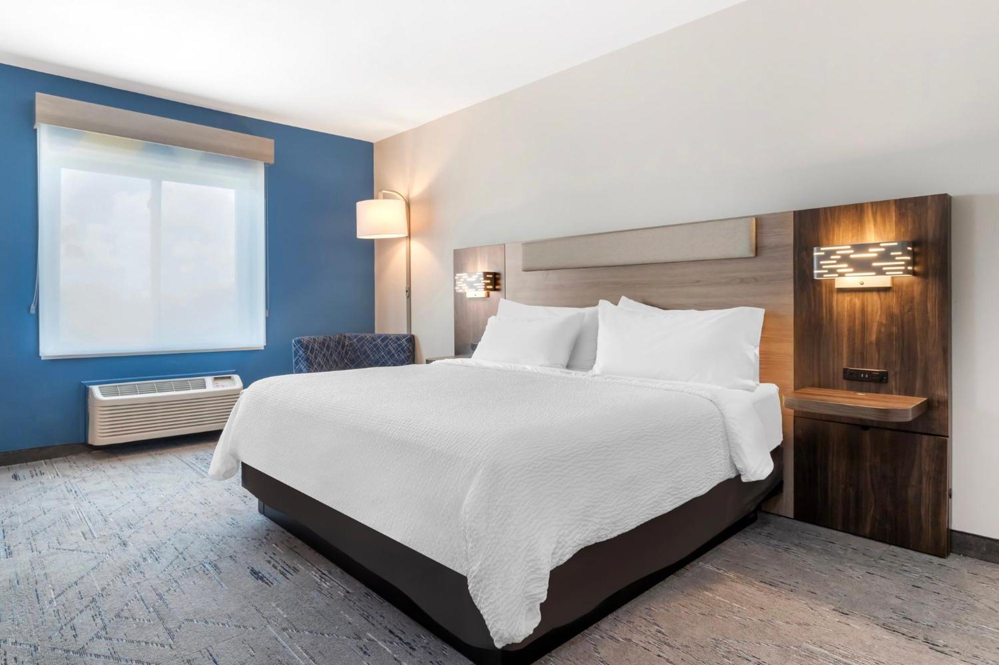 Holiday Inn Express Hotel And Suites Alice By Ihg Εξωτερικό φωτογραφία